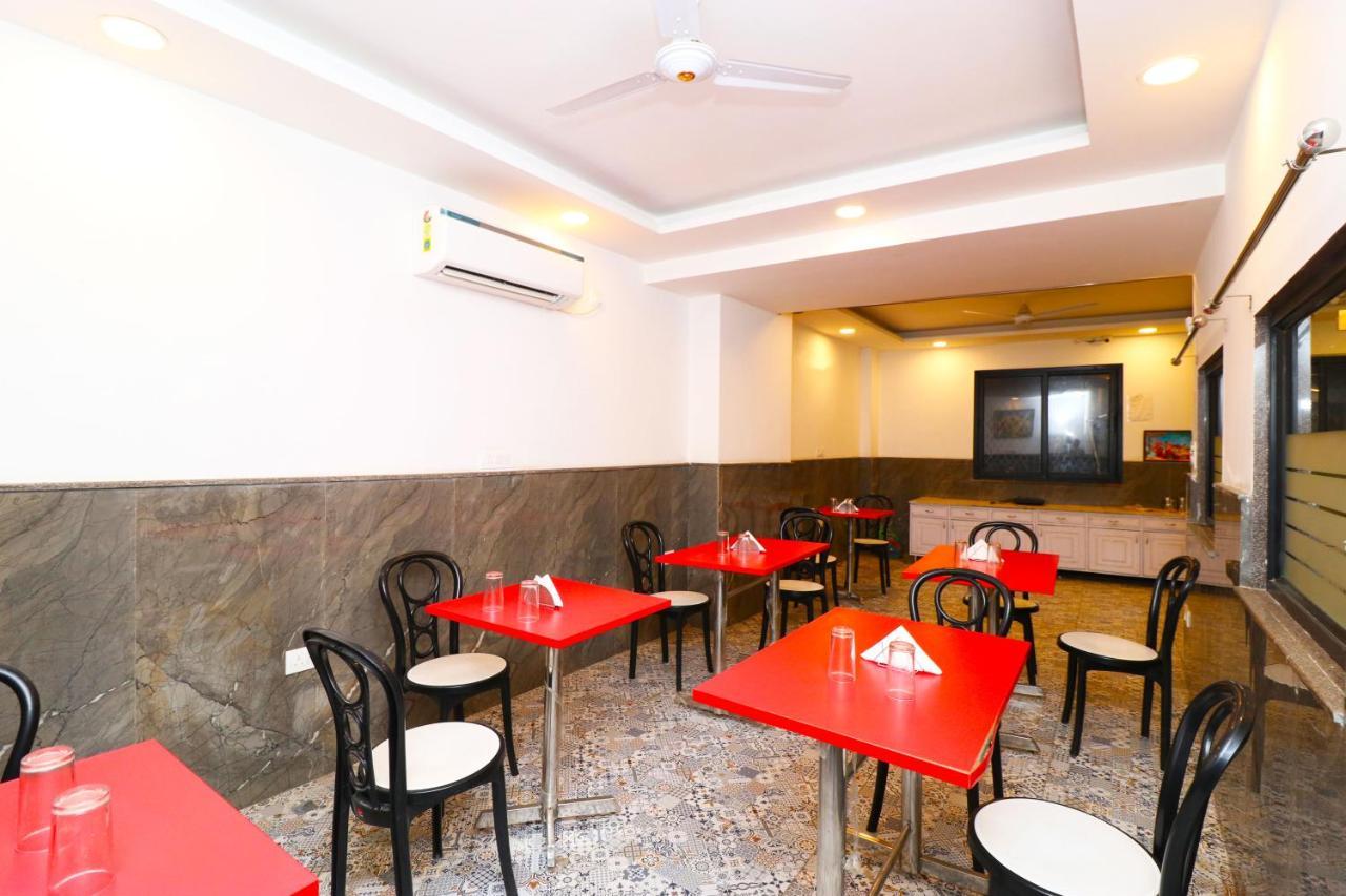 Hotel Belwood Suites - Near New Delhi Airport Экстерьер фото